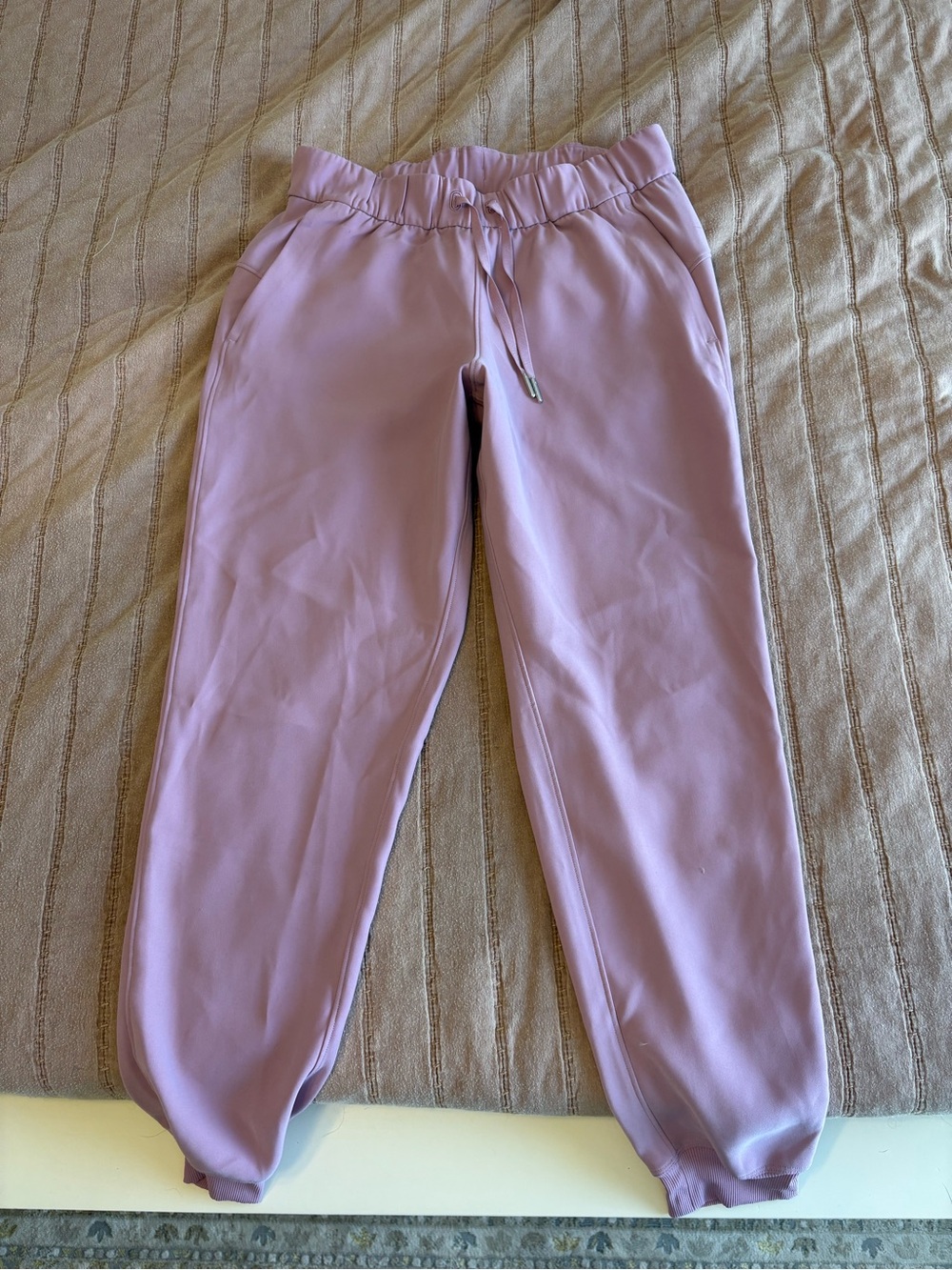 Lululemon On The Fly Joggers